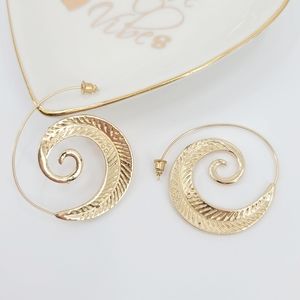 Gold Spiral Threaded Stud Earrings